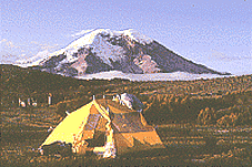 Acampando en las faldas del nevado