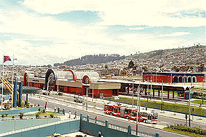 Estacin del Trole "El Recreo"